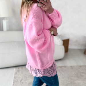Alternative view of Sweter z koronkową halką pink
