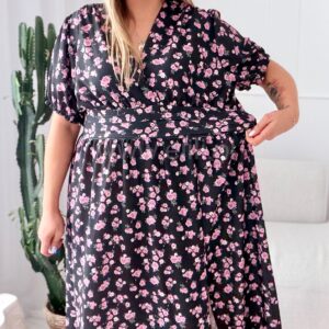 Alternative view of Sukienka Elina PLUS SIZE czarna w różowe kwiatuszki