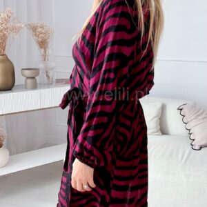 Alternative view of Sukienka Luna plus size wiskoza fioletowa zebra